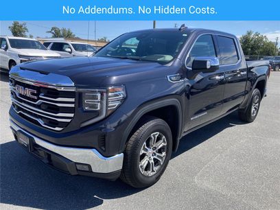 Used 2022 GMC Sierra 1500 SLT w/ SLT Convenience Package