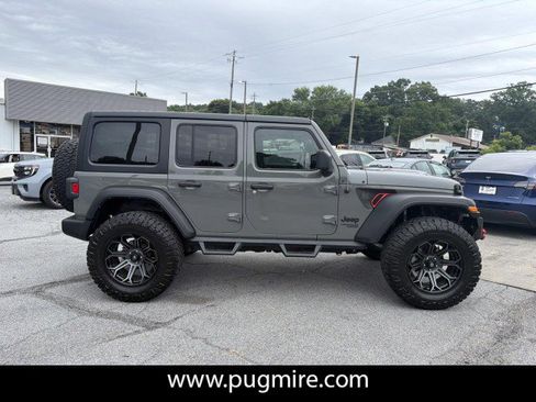 Used 2021 Jeep Wrangler Unlimited Sport AWD/4WD image 8