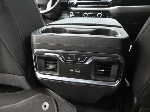 Used 2024 GMC Sierra 1500 SLT RWD image 10