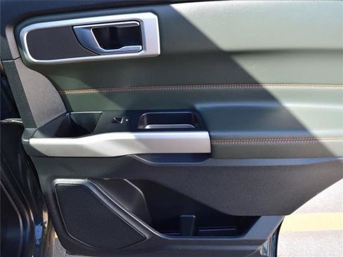 Used 2022 Ford Explorer Timberline image 34