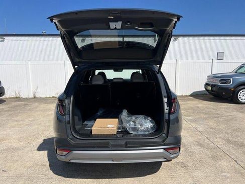 New 2026 Hyundai Tucson Limited FWD image 47