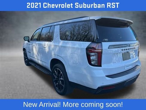 Used 2021 Chevrolet Suburban RST image 6