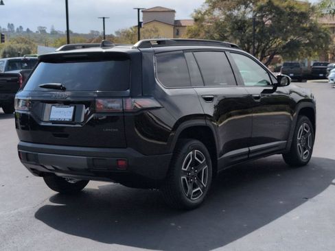 New 2026 Jeep Cherokee Laredo image 5