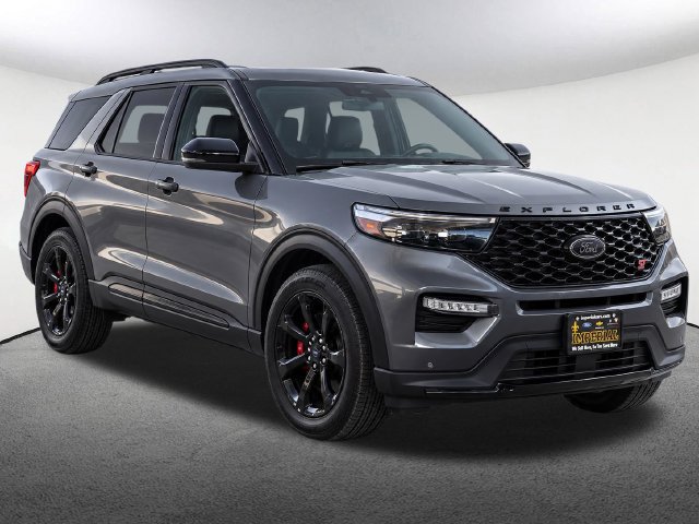 Used 2024 Ford Explorer ST w/ Technology Package AWD/4WD image 2