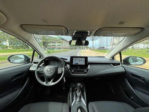 Used 2023 Toyota Corolla LE image 10