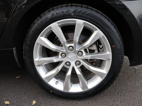 Used 2016 Cadillac XTS Luxury image 42