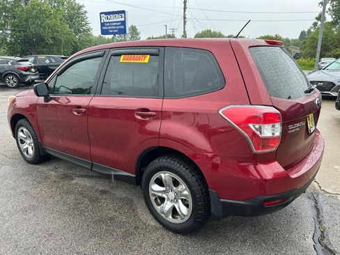 Used 2015 Subaru Forester 2.5i AWD/4WD image 2