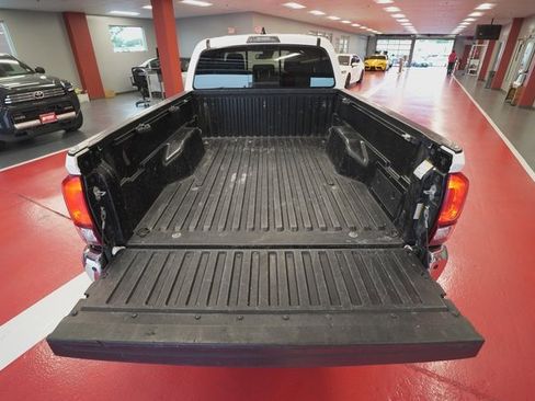 Certified 2023 Toyota Tacoma SR5 image 39