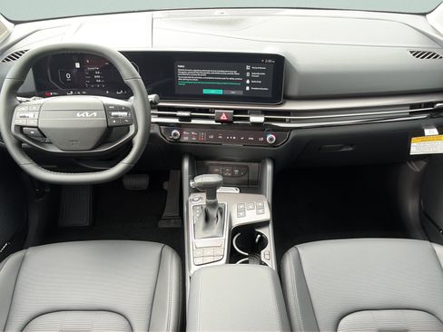 New 2026 Kia Sportage SX FWD image 14