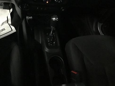 Used 2015 Jeep Wrangler Unlimited Sport w/ Quick Order Package 24S image 17