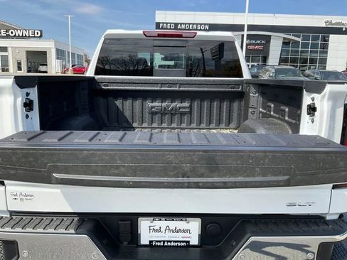 New 2026 GMC Sierra 1500 SLT w/ SLT Premium Plus Package AWD/4WD image 19