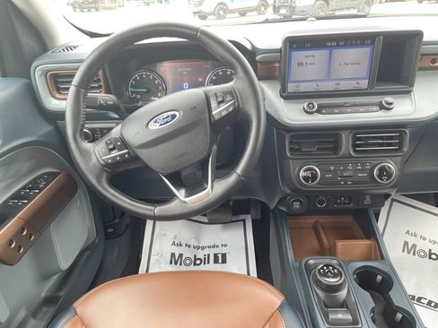 Used 2022 Ford Maverick Lariat image 18