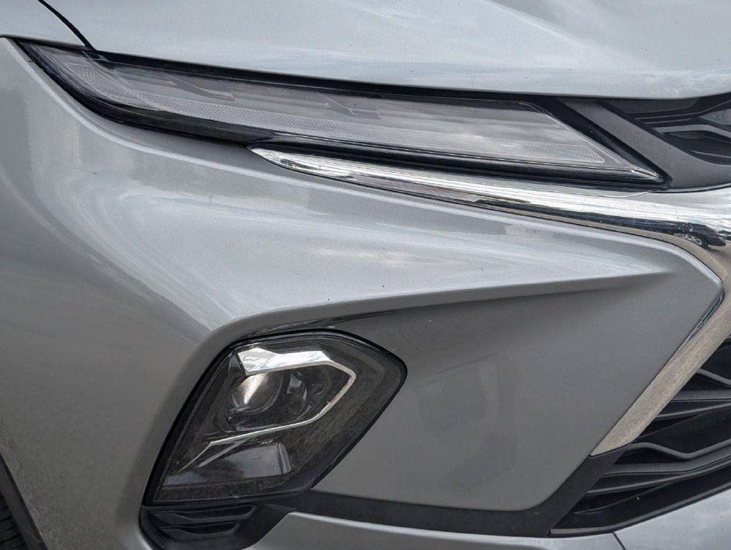 Used 2025 Chevrolet Blazer LT FWD image 4