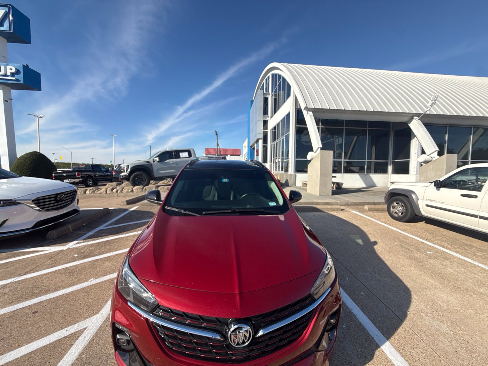Used 2021 Buick Encore GX Select w/ Sport Touring Package FWD image 2