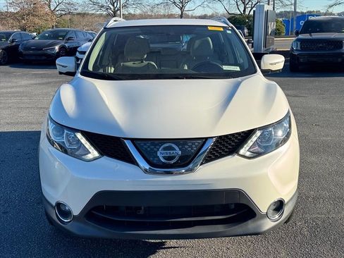Used 2018 Nissan Rogue Sport SL image 8