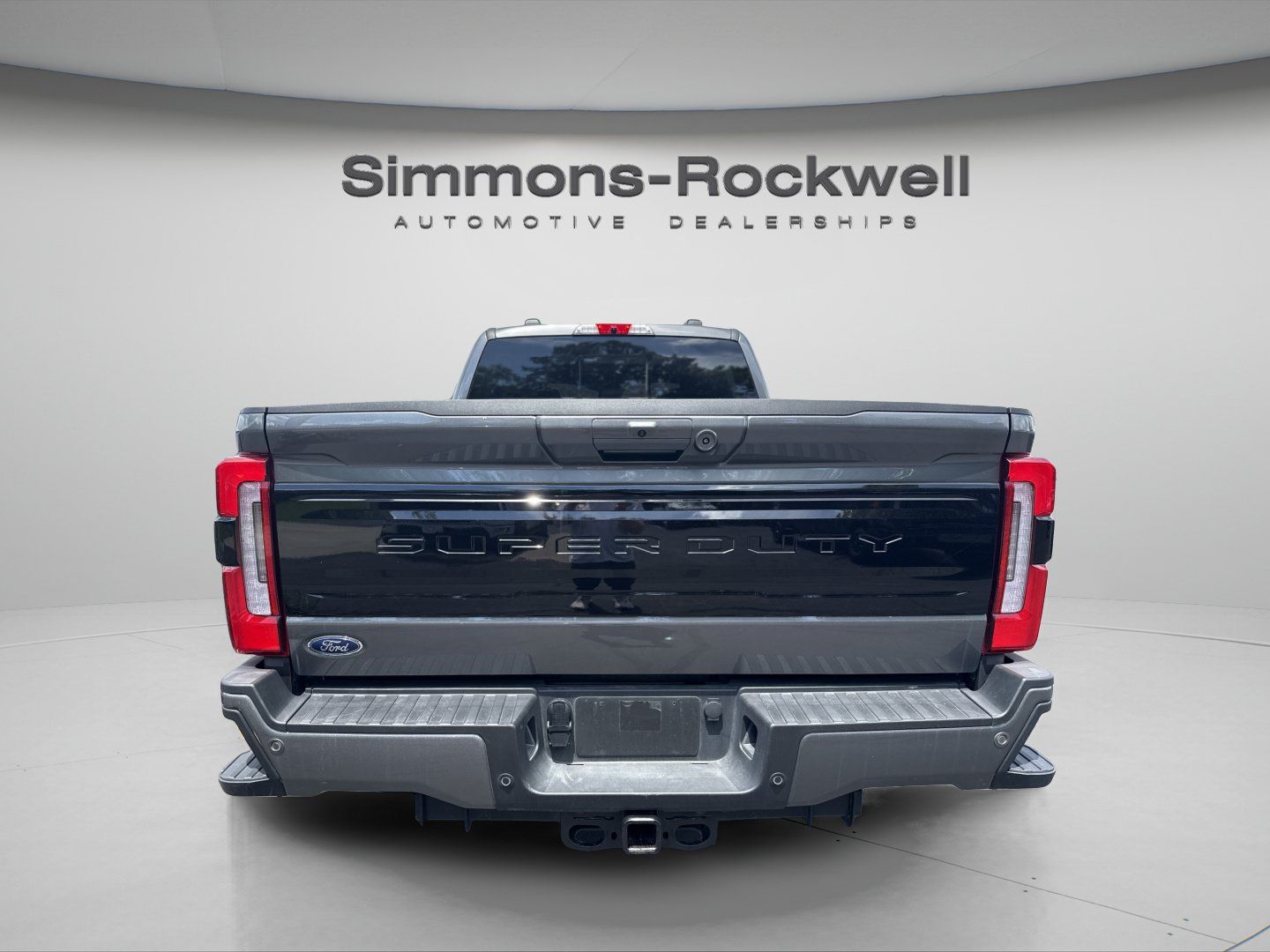 Used 2025 Ford F250 Platinum AWD/4WD image 3