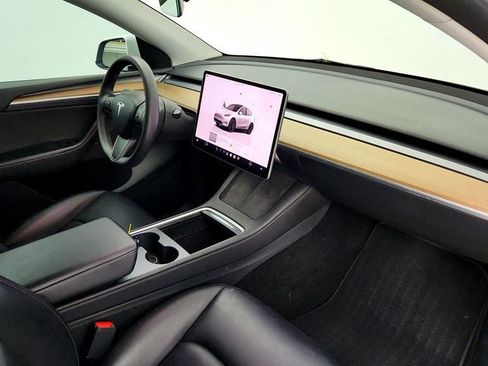 Used 2023 Tesla Model Y Performance AWD/4WD image 30