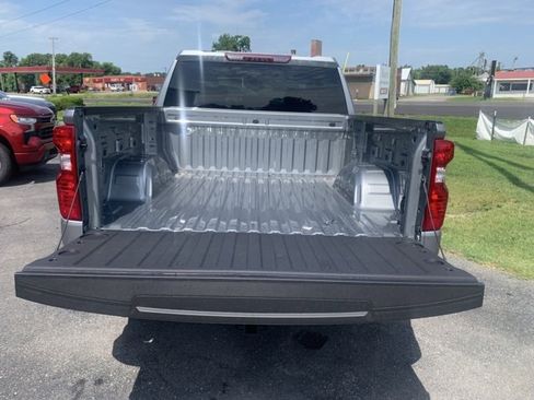 New 2025 Chevrolet Silverado 1500 Custom image 9