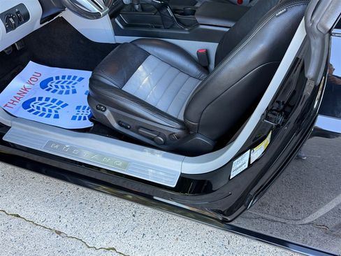 Used 2007 Ford Mustang GT image 40