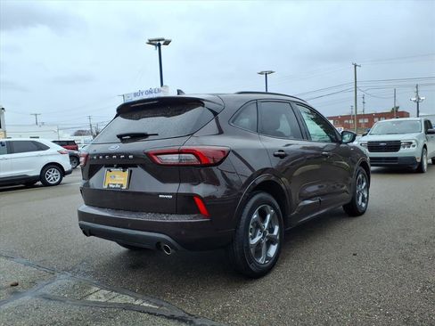 Certified 2023 Ford Escape ST-Line Select w/ Tech Pack #2 image 6