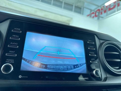 Used 2022 Toyota Tacoma SR image 26