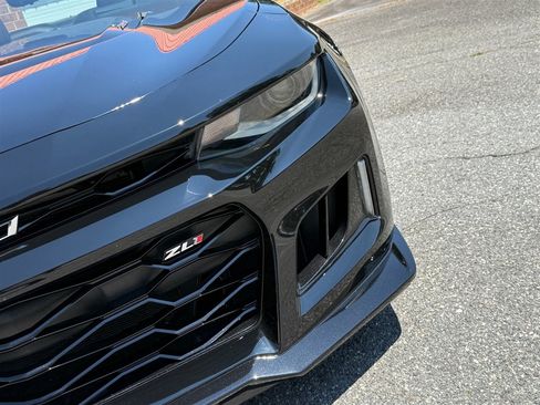 Used 2023 Chevrolet Camaro ZL1 RWD image 18