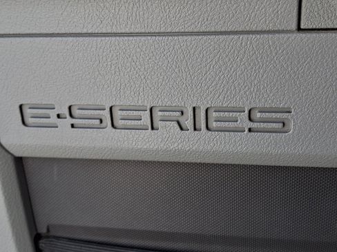 Used 2011 Ford E-250 and Econoline 250 Extended w/ Commercial Cargo Van Pkg image 29