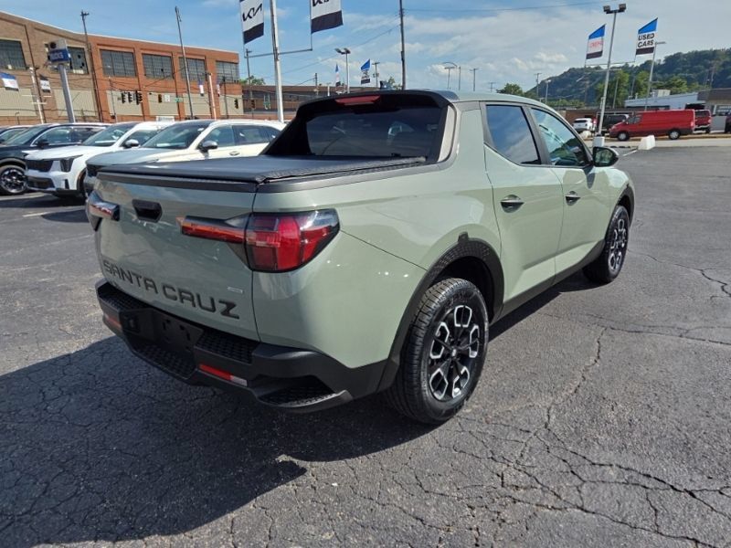 Used 2024 Hyundai Santa Cruz SEL AWD/4WD image 7