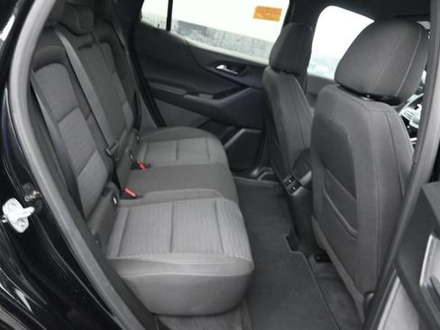 Used 2025 Chevrolet Equinox LT AWD/4WD image 7