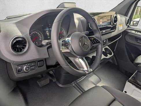 New 2026 Mercedes-Benz Sprinter 2500 image 3
