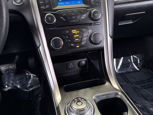 Used 2018 Ford Fusion S image 15