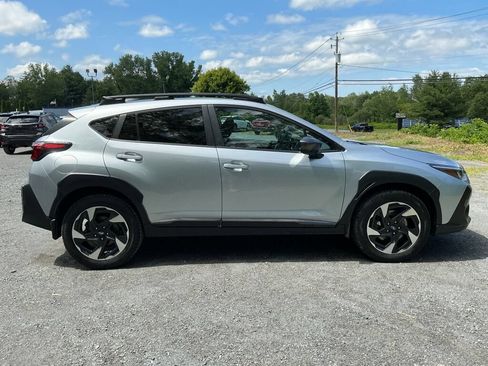 Used 2024 Subaru Crosstrek 2.5i Limited AWD/4WD image 6