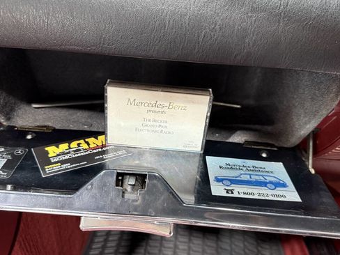 Used 1988 Mercedes-Benz 560 SL image 70