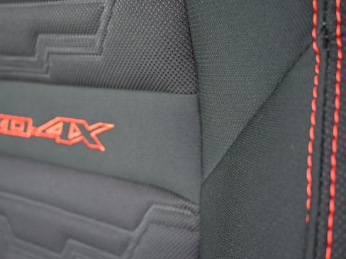 New 2026 Nissan Frontier PRO-4X w/ Pro-4x Convenience Package image 24