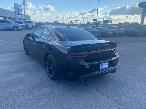 Used 2022 Dodge Charger Scat Pack image 4