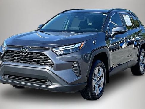 Used 2024 Toyota RAV4 XLE w/ Convenience Package image 2