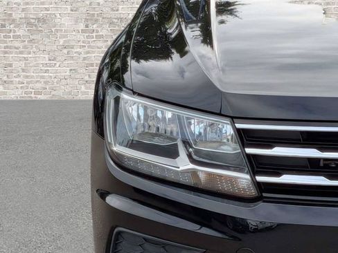 Certified 2021 Volkswagen Tiguan S FWD image 10