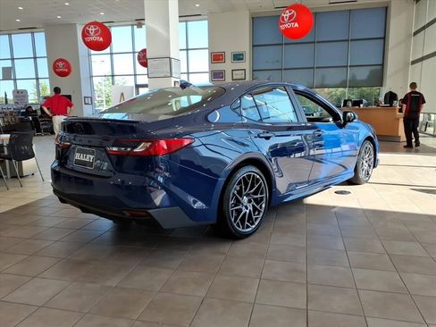New 2026 Toyota Camry SE w/ Convenience Package FWD image 4