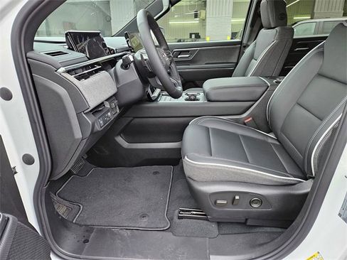 New 2026 GMC Sierra EV Elevation image 10