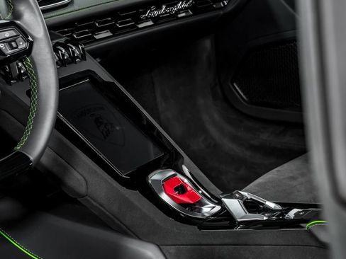Used 2024 Lamborghini Huracan Tecnica RWD image 22