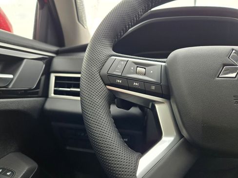 New 2026 Mitsubishi Outlander SE image 27