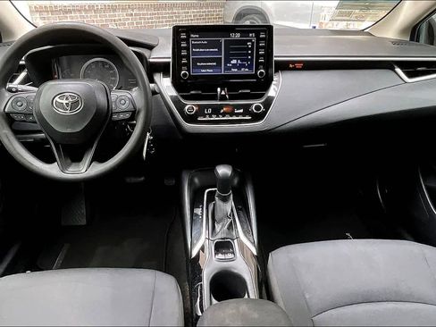 Used 2020 Toyota Corolla LE FWD image 15