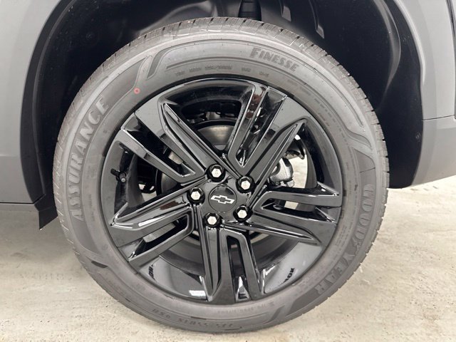 New 2026 Chevrolet Trax ACTIV w/ Sunroof Package FWD image 35