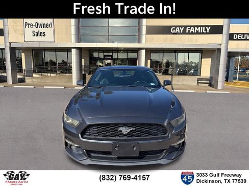 Used 2017 Ford Mustang Coupe RWD image 2