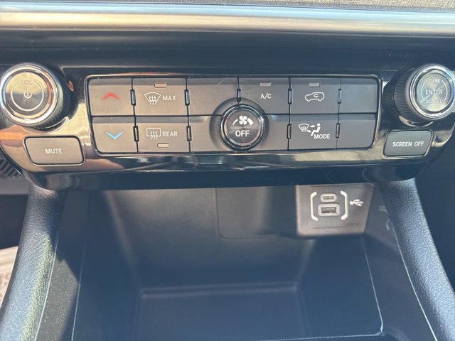 Used 2023 Jeep Compass Latitude AWD/4WD image 18