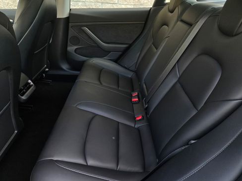 Used 2023 Tesla Model 3 Standard Range RWD image 11