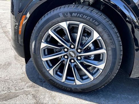 New 2026 Cadillac Lyriq Sport w/ LPO, Floor Liner Package AWD/4WD image 13