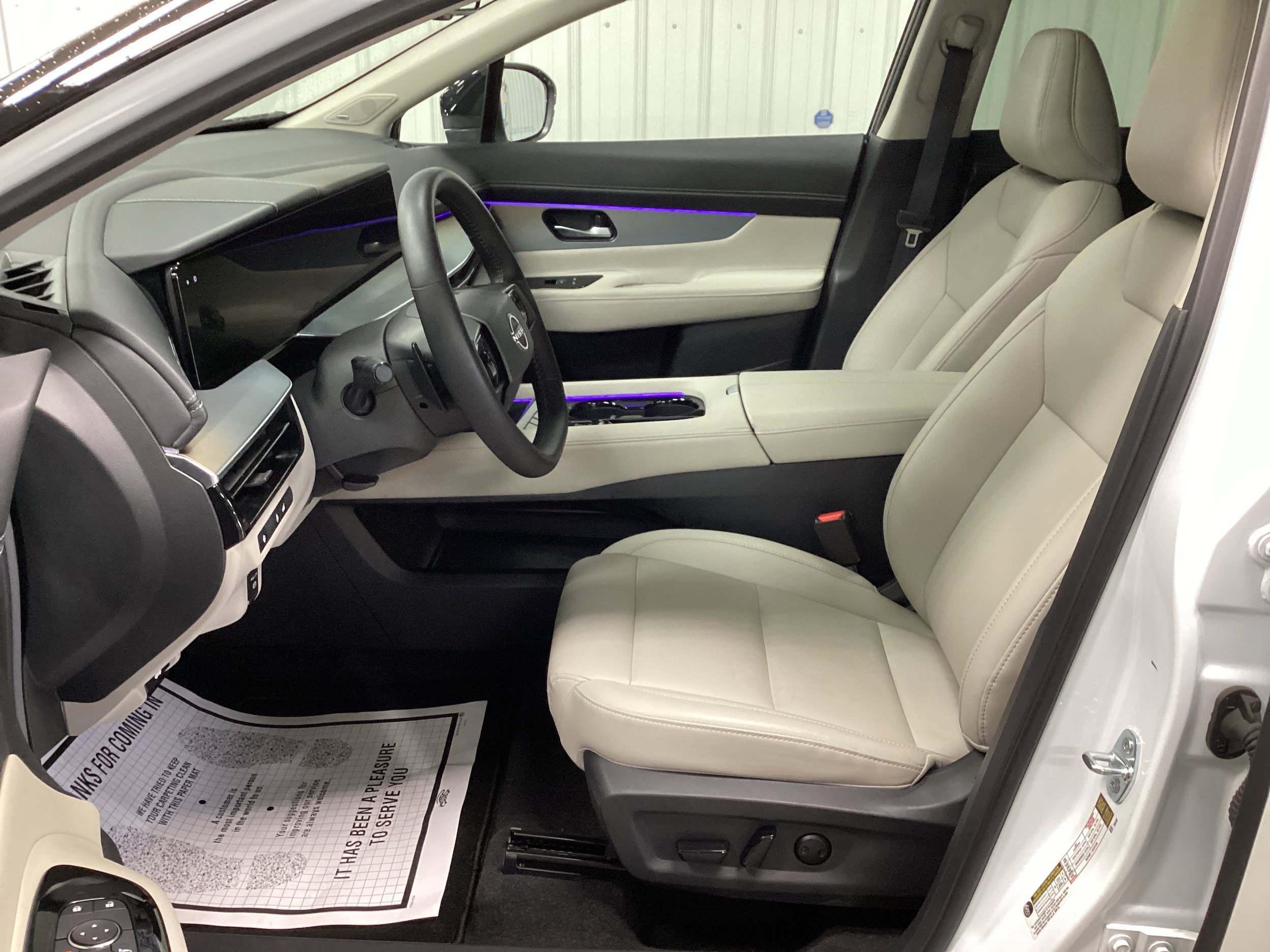 Used 2025 Nissan Murano SL AWD/4WD image 15
