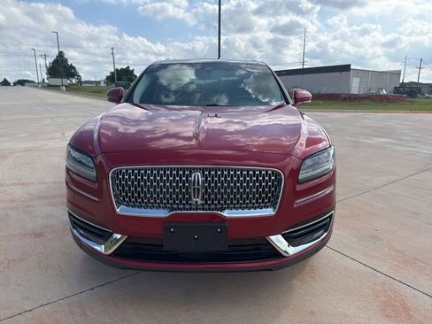 Used 2020 Lincoln Nautilus Reserve w/ Equipment Group 201A AWD/4WD image 2