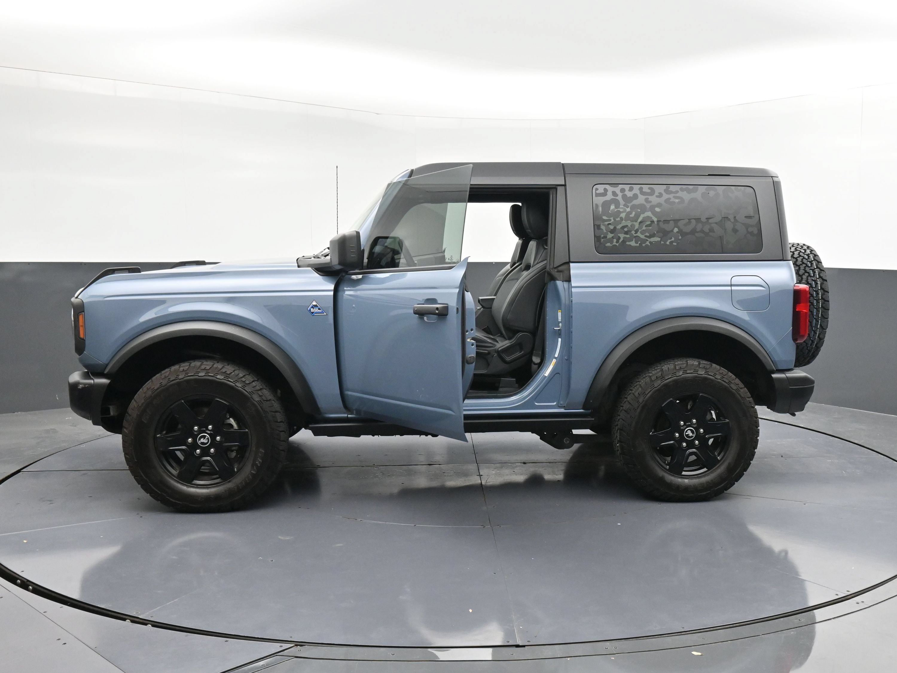 Used 2024 Ford Bronco Black Diamond AWD/4WD image 41